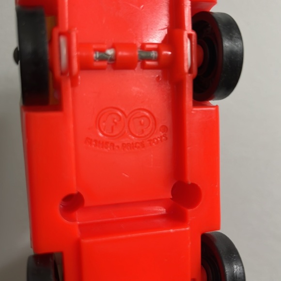 Vintage Fisher-Price Ambulance Set #126 - Picture 8 of 8